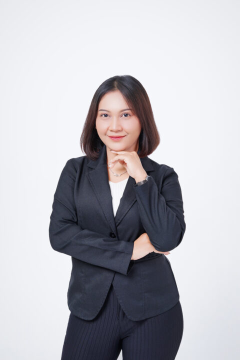 foto full body satu badan - by Ameltrias Photographie Studio Malang